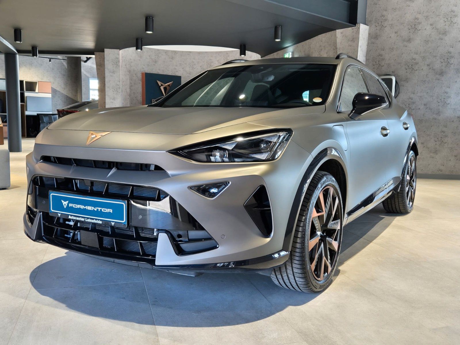 Cupra Formentor VZ 1.5 e-HYBRID - Samsaru's Car Outlet