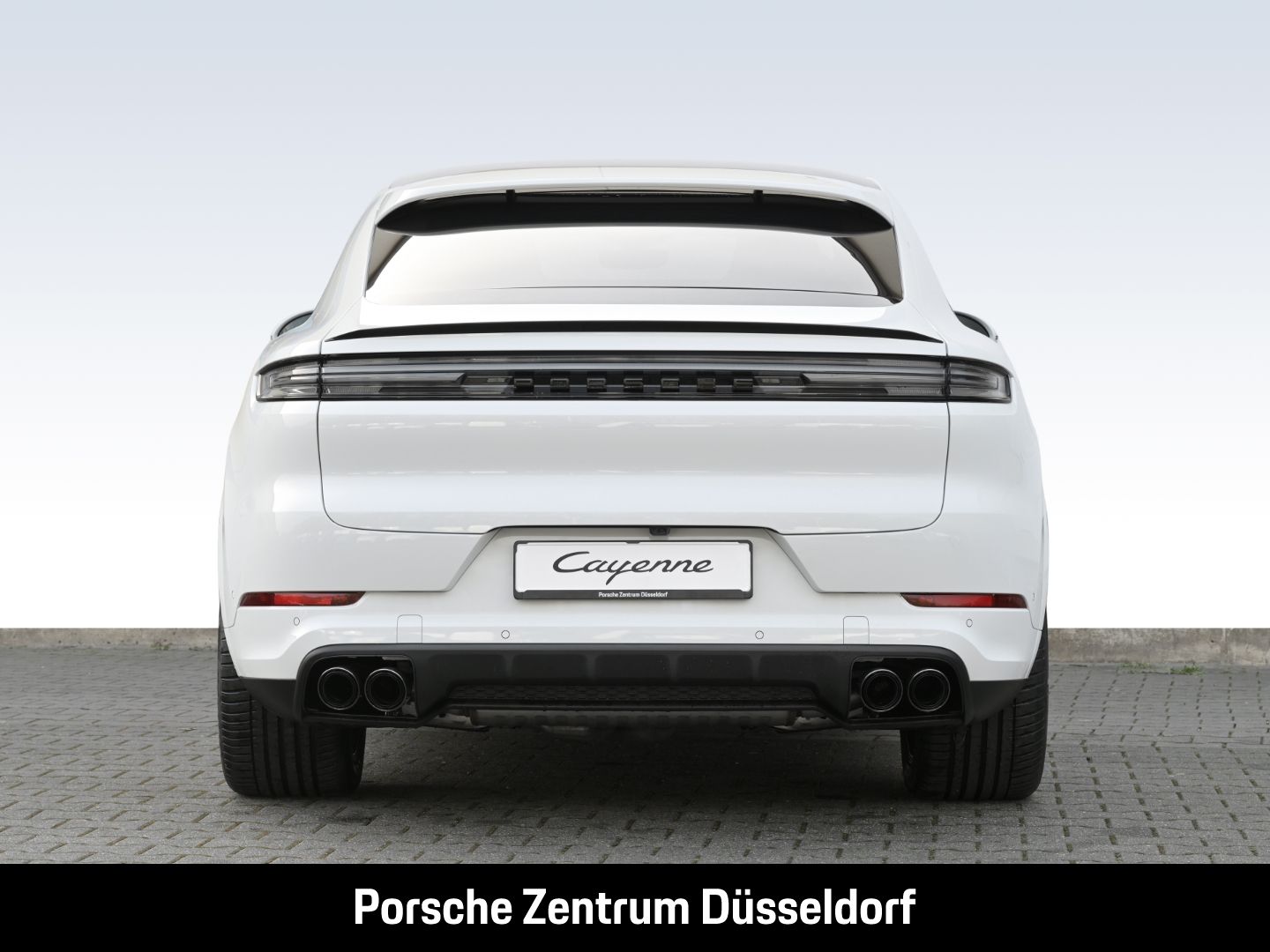 Porsche Cayenne E-Hybrid Coupe Surround-View Head-Up