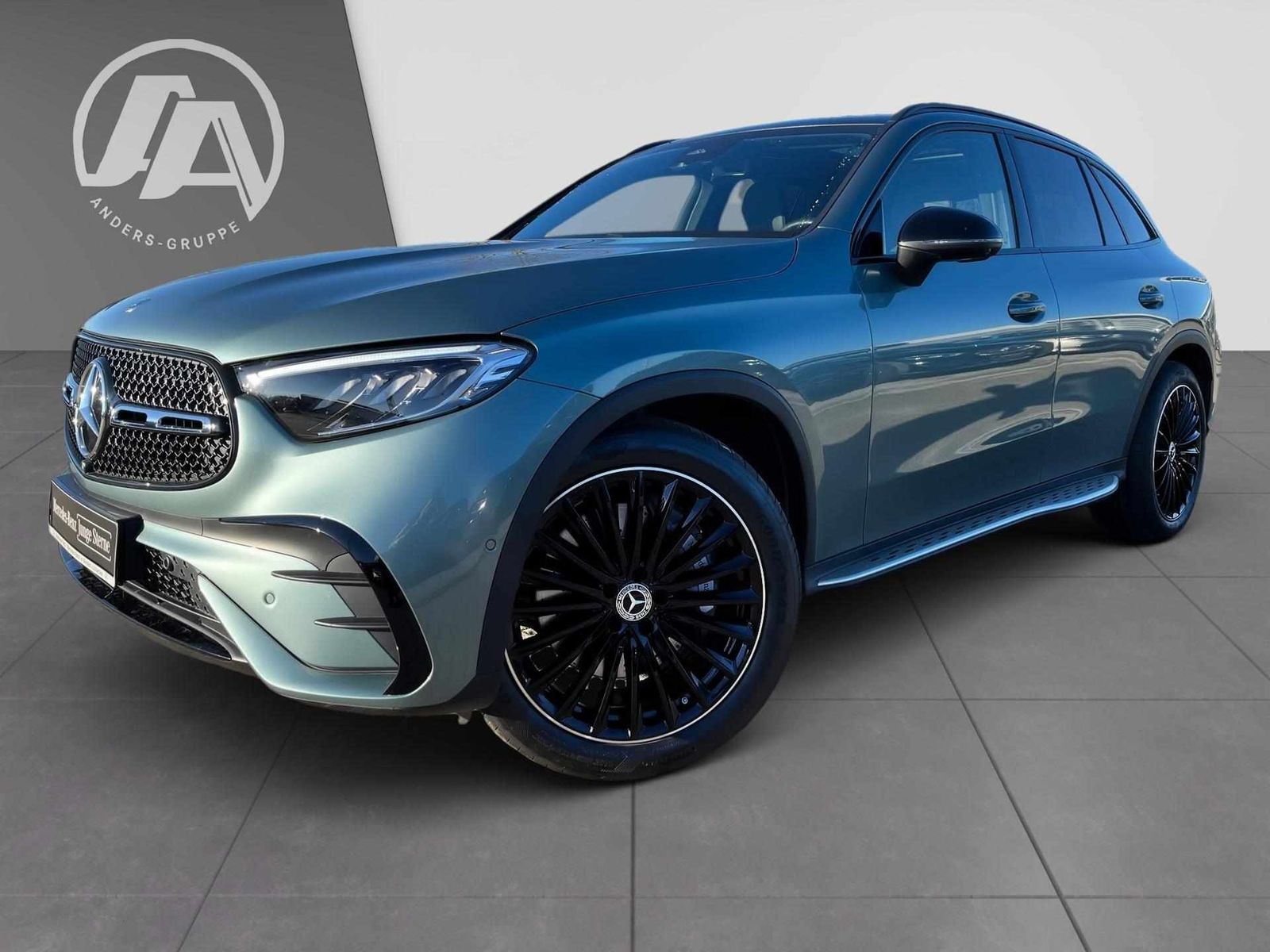 Mercedes-Benz GLC 300 4M AMG+MBUX+Night+Pano+AHK+36+Distr+Memo