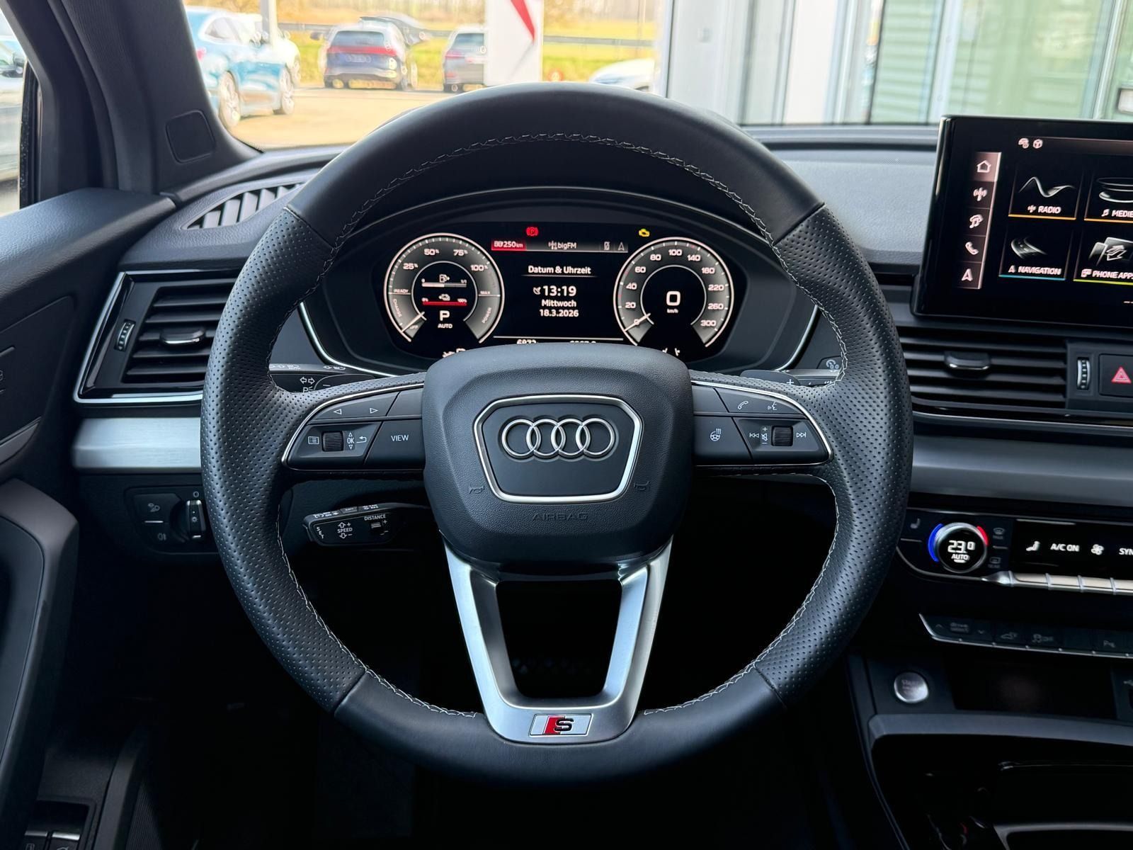 Audi Q5 50 TFSIe S LINE QUATTRO+WINTERRÄDER+B&O+AHK+