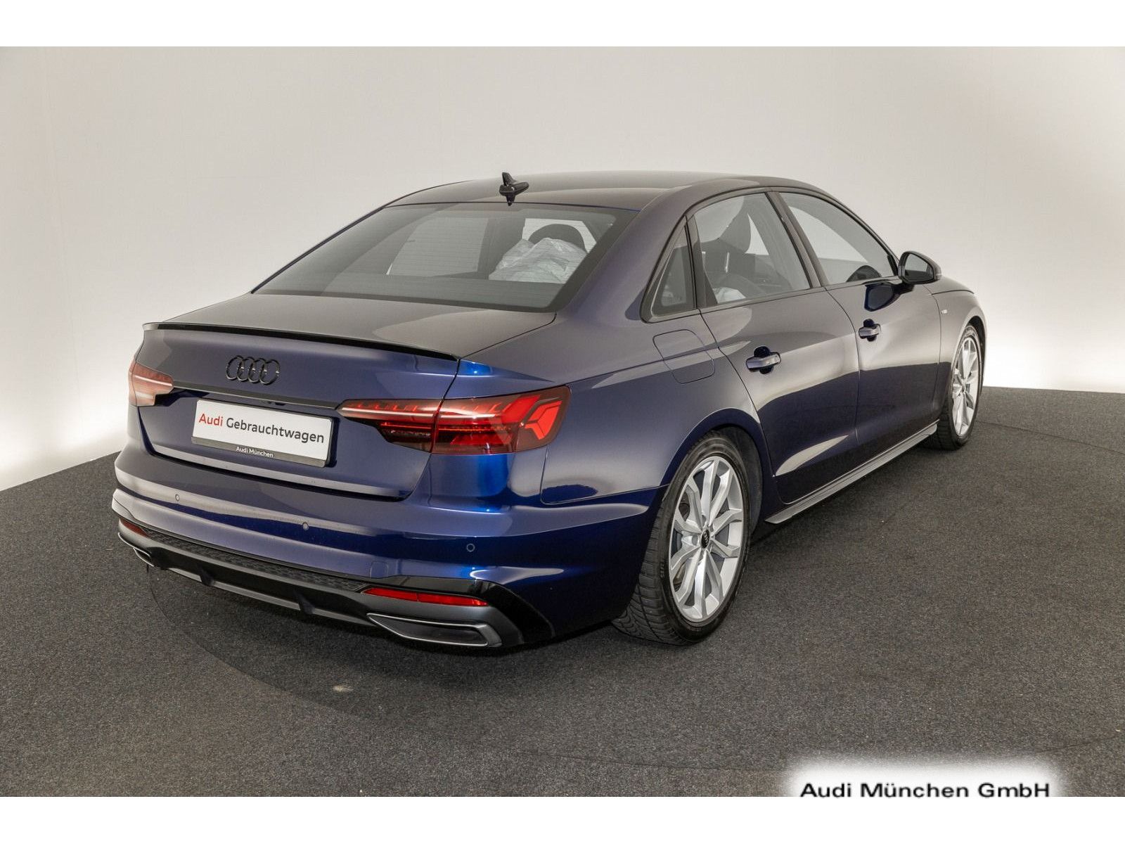 Audi A4 35 TFSI S tronic S line competition - Samsaru's Car Outlet
