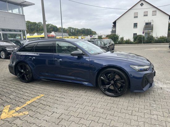 Audi RS6 AVANT 4.0TSI QUATTRO*HEAD-UP*PANO*STANDH.*AH