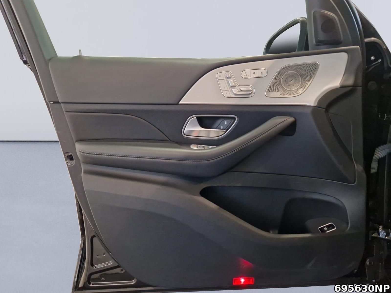 Mercedes-Benz GLE 350 de 4M AMG DISTONIC Memory Pano Burmester