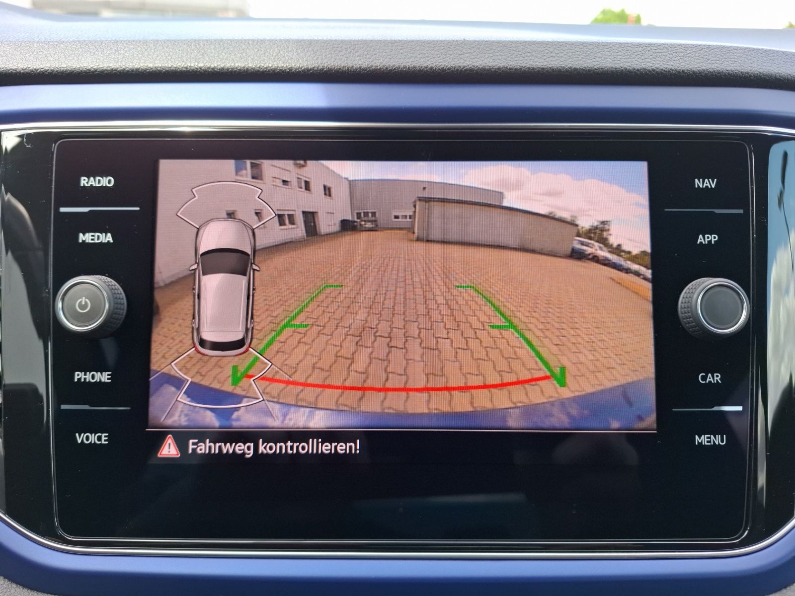 Volkswagen T-Roc R DSG 4M - Samsaru's Car Outlet