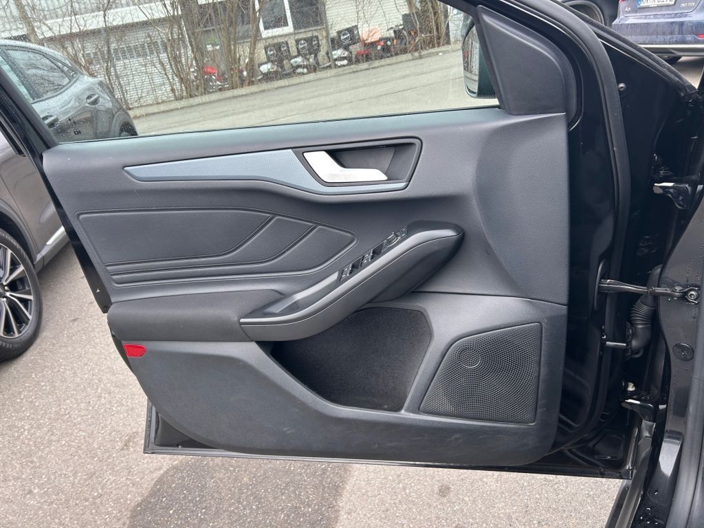Ford Focus Turnier Hybrid Aut. ACTIVE X LED HUD WP