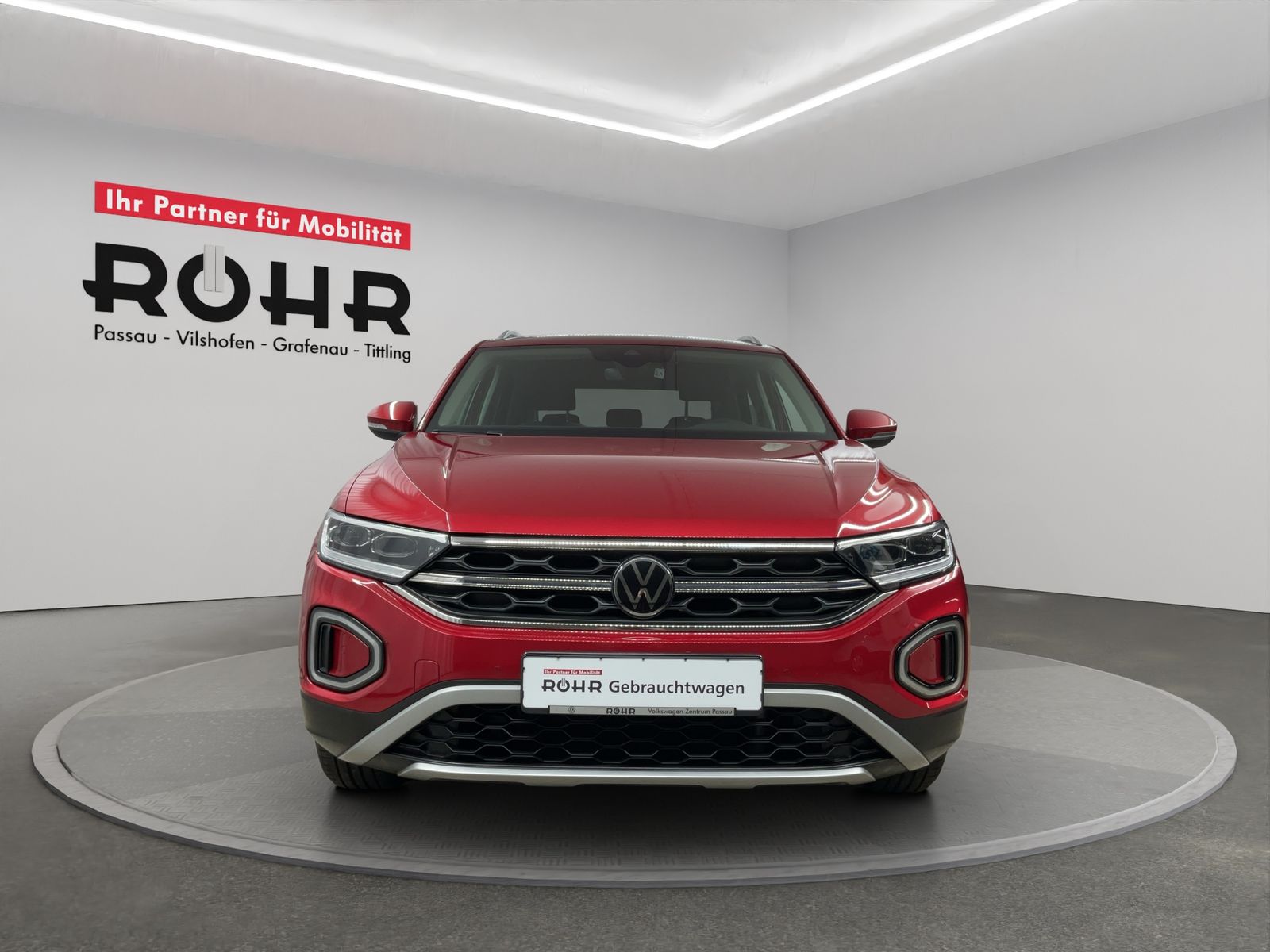 Volkswagen T-ROC 1.5 TSI - Samsaru's Car Outlet