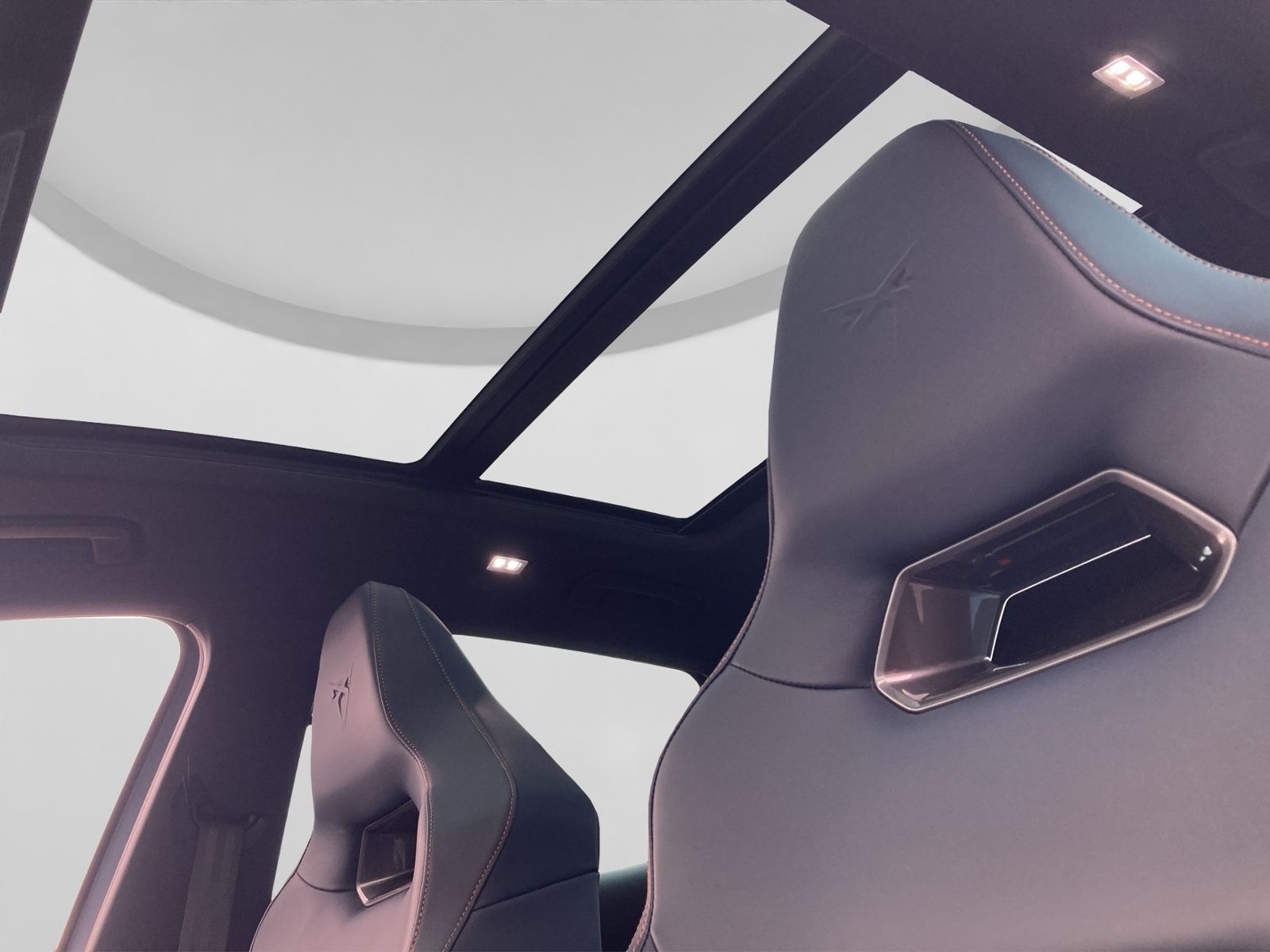 Cupra Formentor VZ 1.4 e-Hybrid MATT+LED+NAVI+AHK+PDC