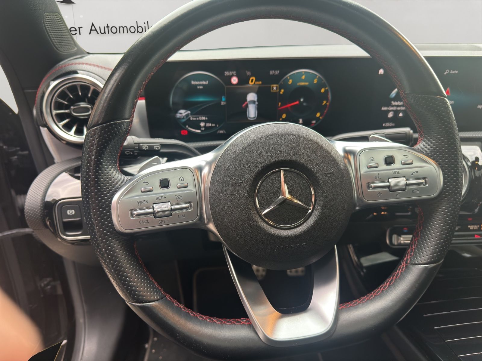Mercedes-Benz CLA 250 Shooting Brake 4Matic AMG Line - Samsaru's Car Outlet