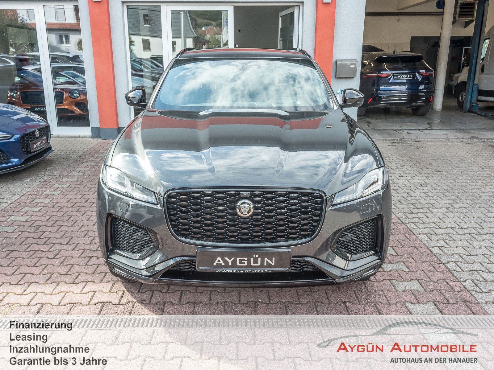 Jaguar F-PACE D300 R-Dynamic SE*90th Edit*AHK*Pano*HUD*