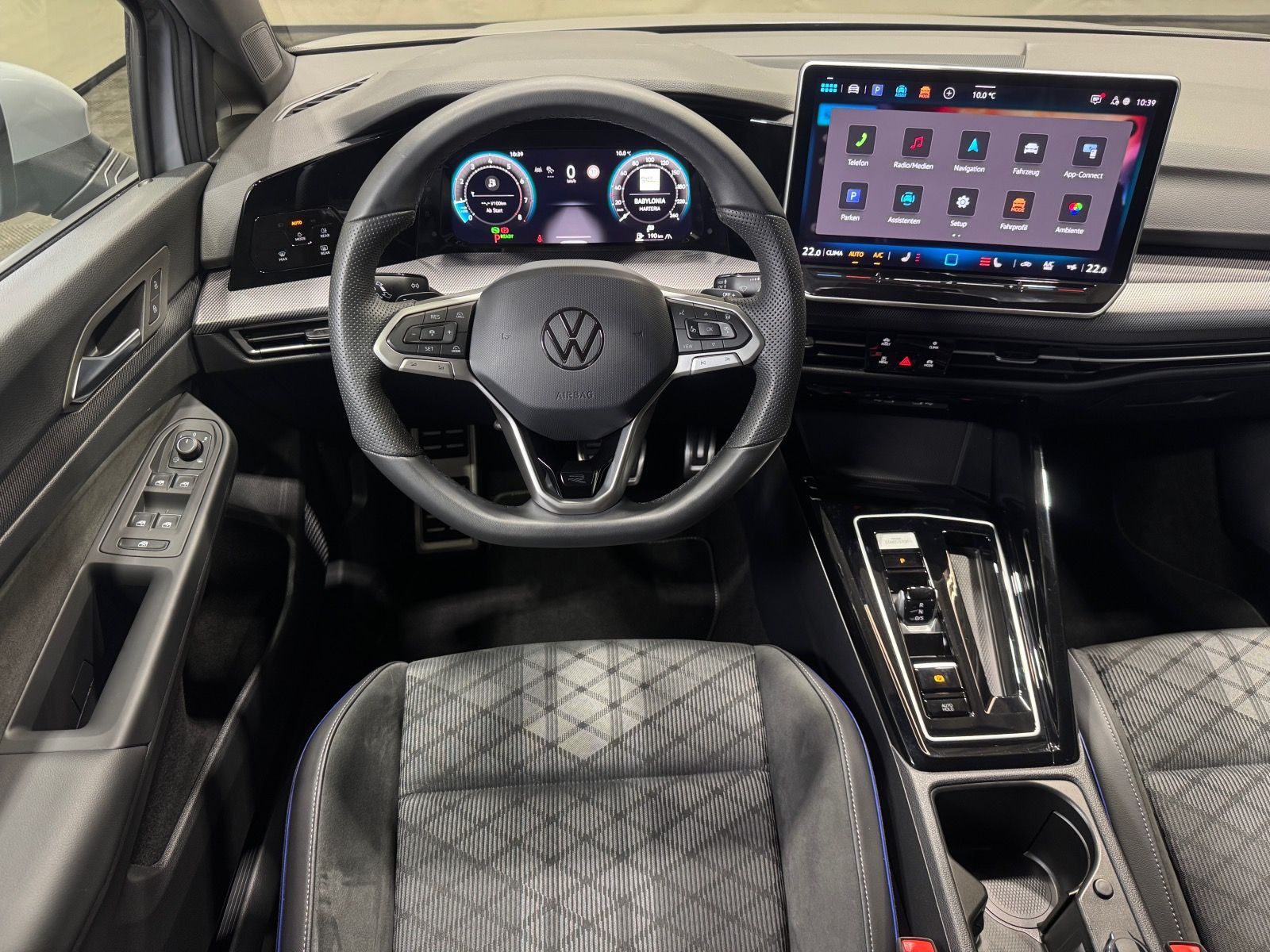 Volkswagen Golf R-Line 1.5 eTSI DSG | LED NAVI 360°KAMERA