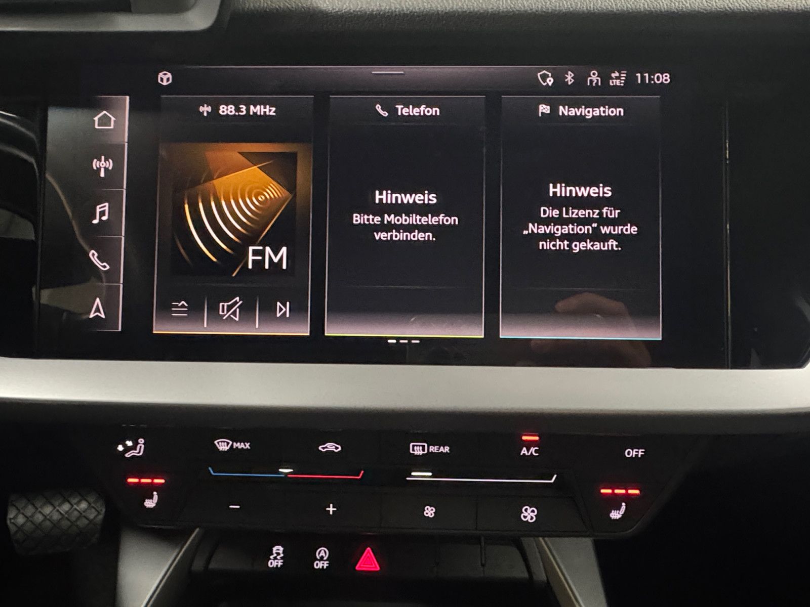 Audi A3 Limousine 30 TFSI advanced Carplay Sitzh LED