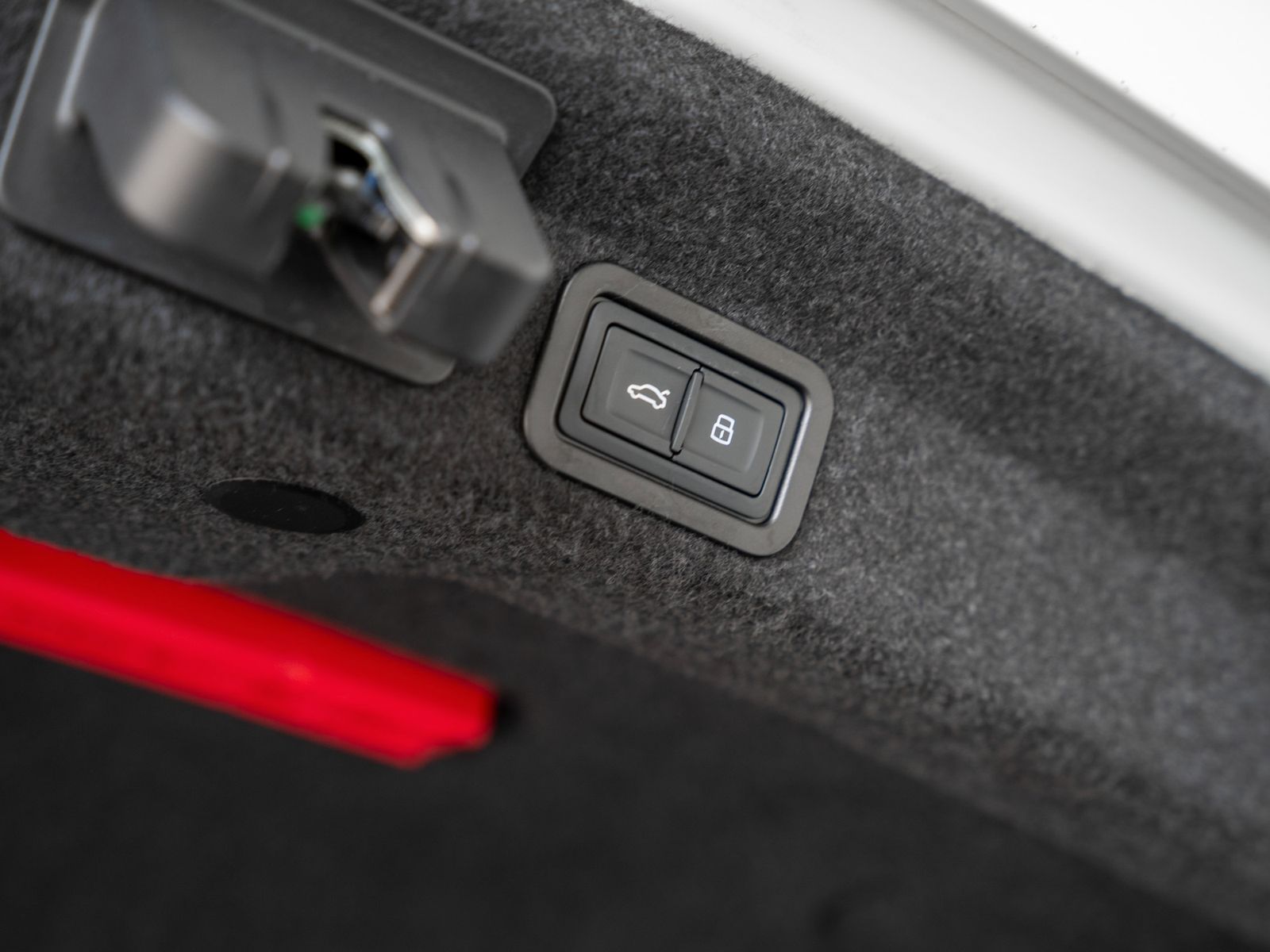 Audi A6 Limousine 40 TDI S tronic - Samsaru's Car Outlet