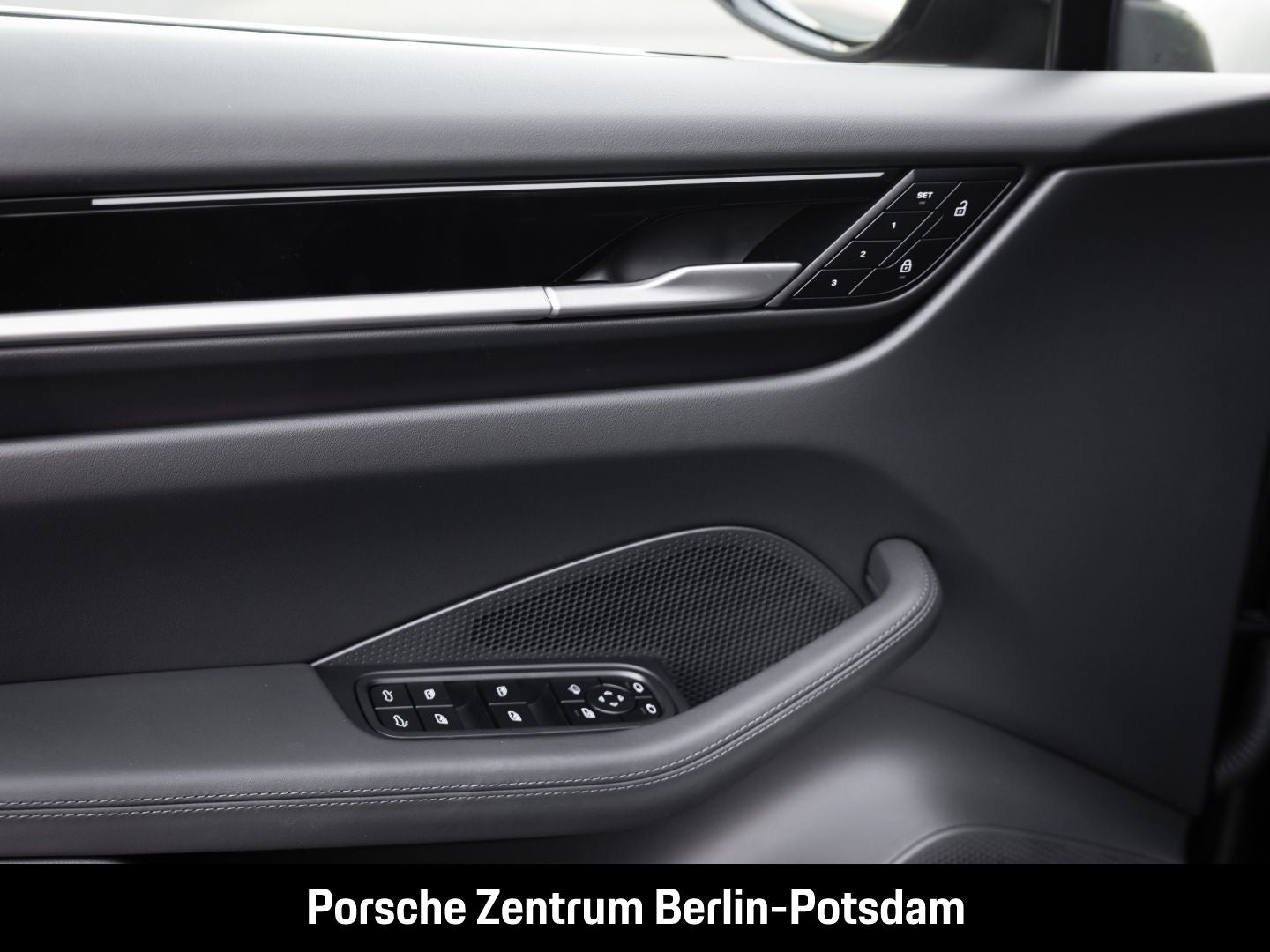 Porsche Macan 4 Abstandstempomat LED-Matrix BOSE Panoram