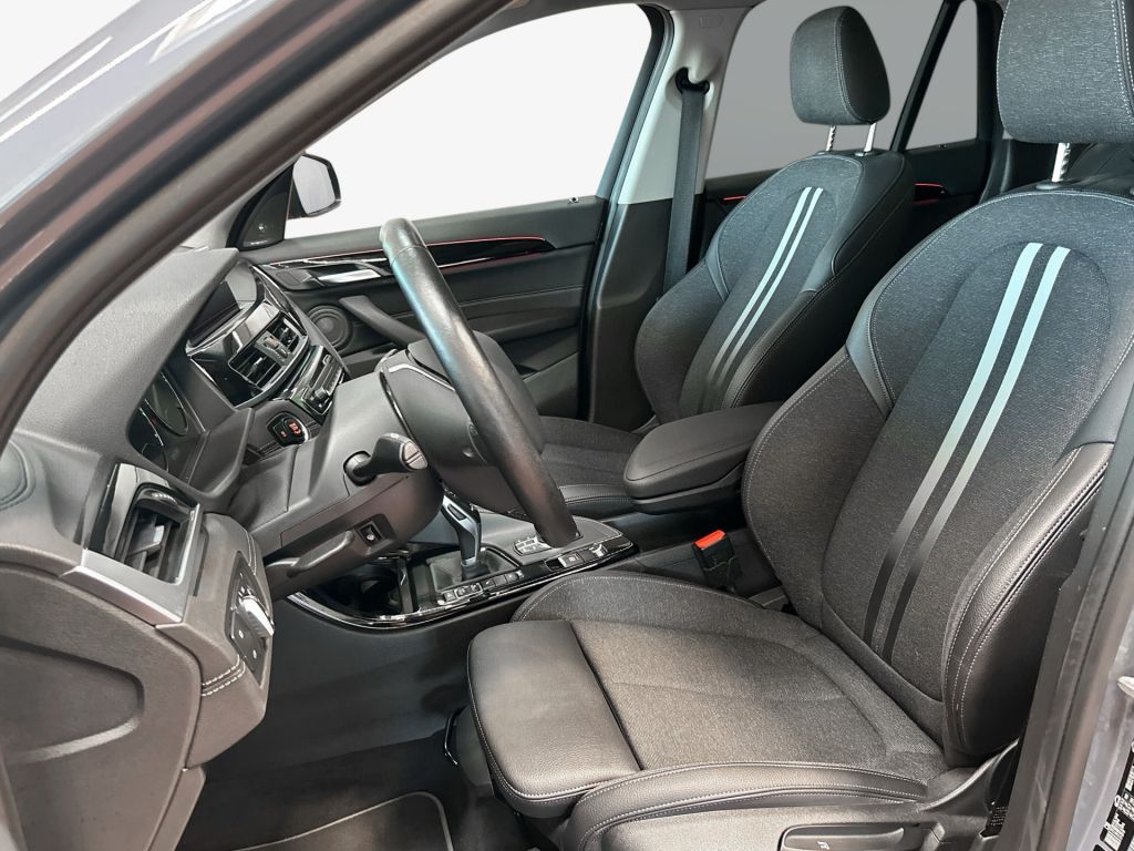 BMW X1 xDrive25i Aut. Sport Line - Samsaru's Car Outlet