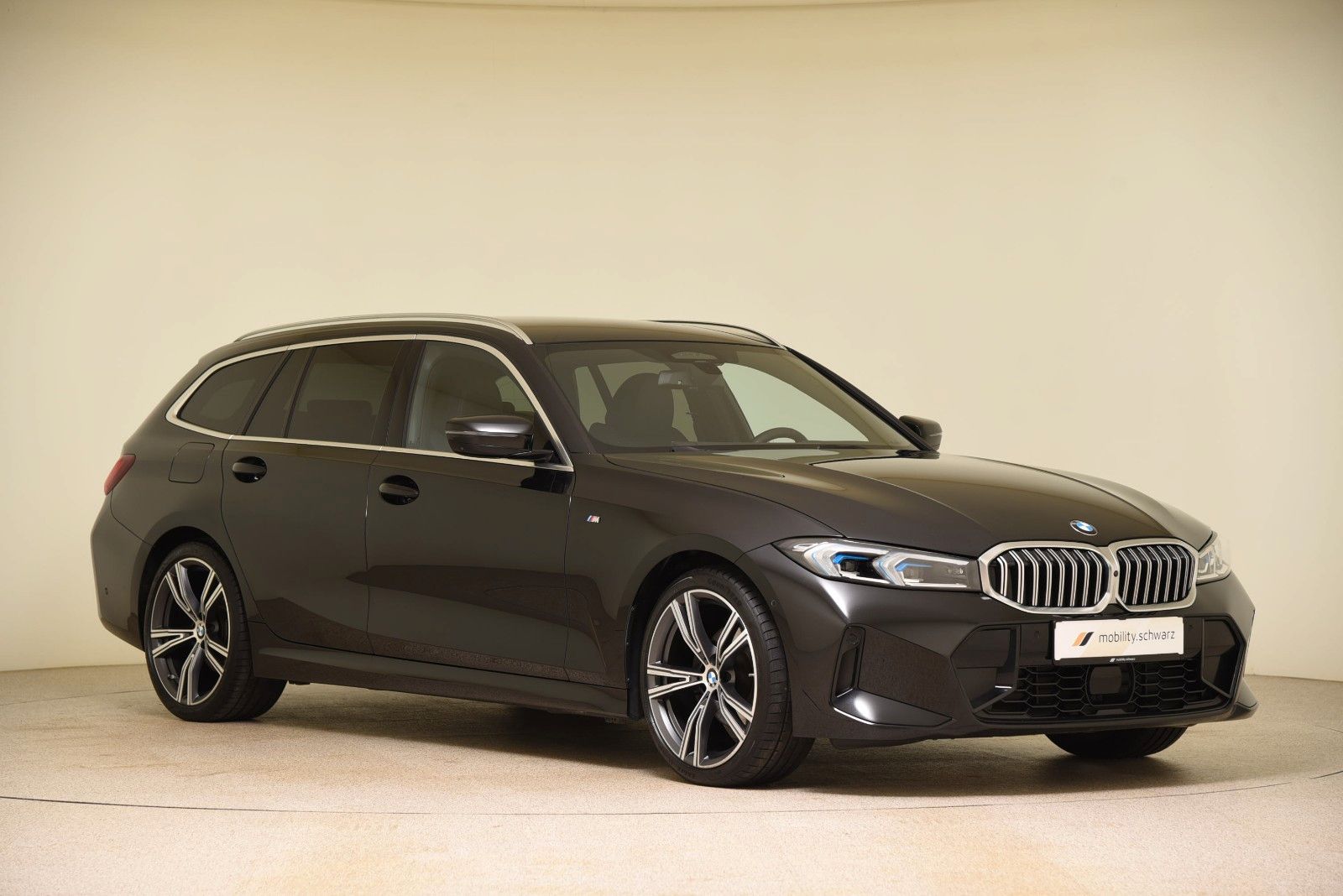 BMW 320d Touring xDrive M Sport ACC LED HUD H&K AHK