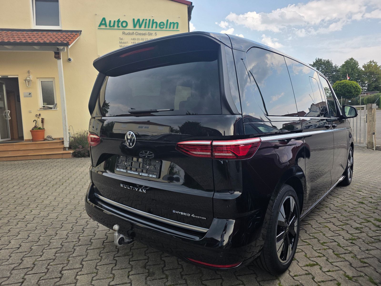Volkswagen Multivan Style eHybrid 4M AHK Sitzbelüf NP:103T€