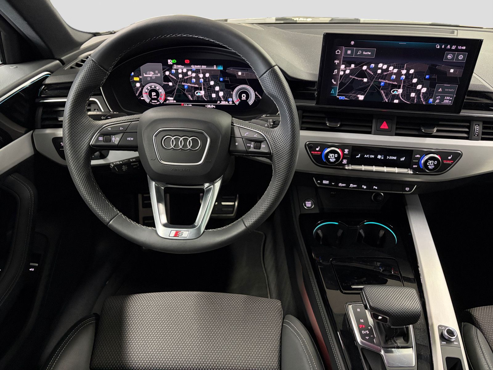 Audi A4 Avant 45 TFSI quattro S line AHK Pano HUD Mat