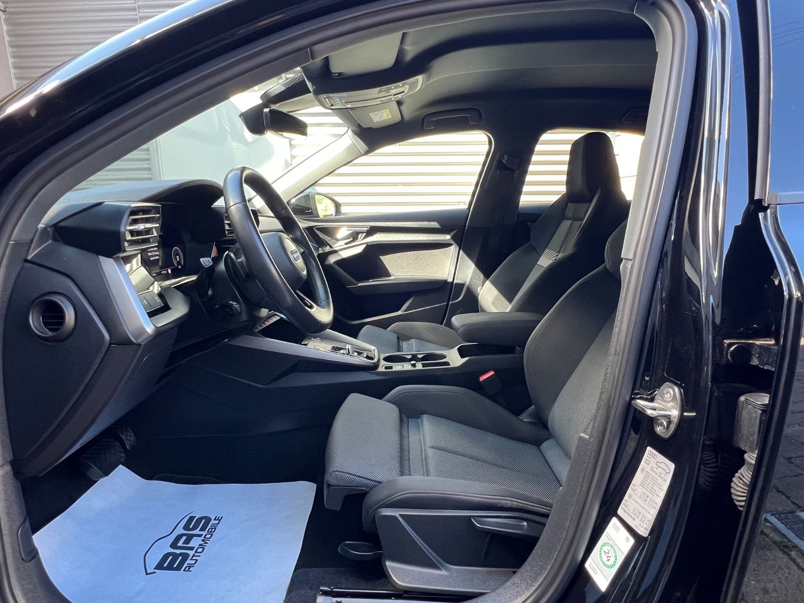 Audi A3 Limousine 30TDI S TRON*ACC*LED*NAVI*ASSISTENT