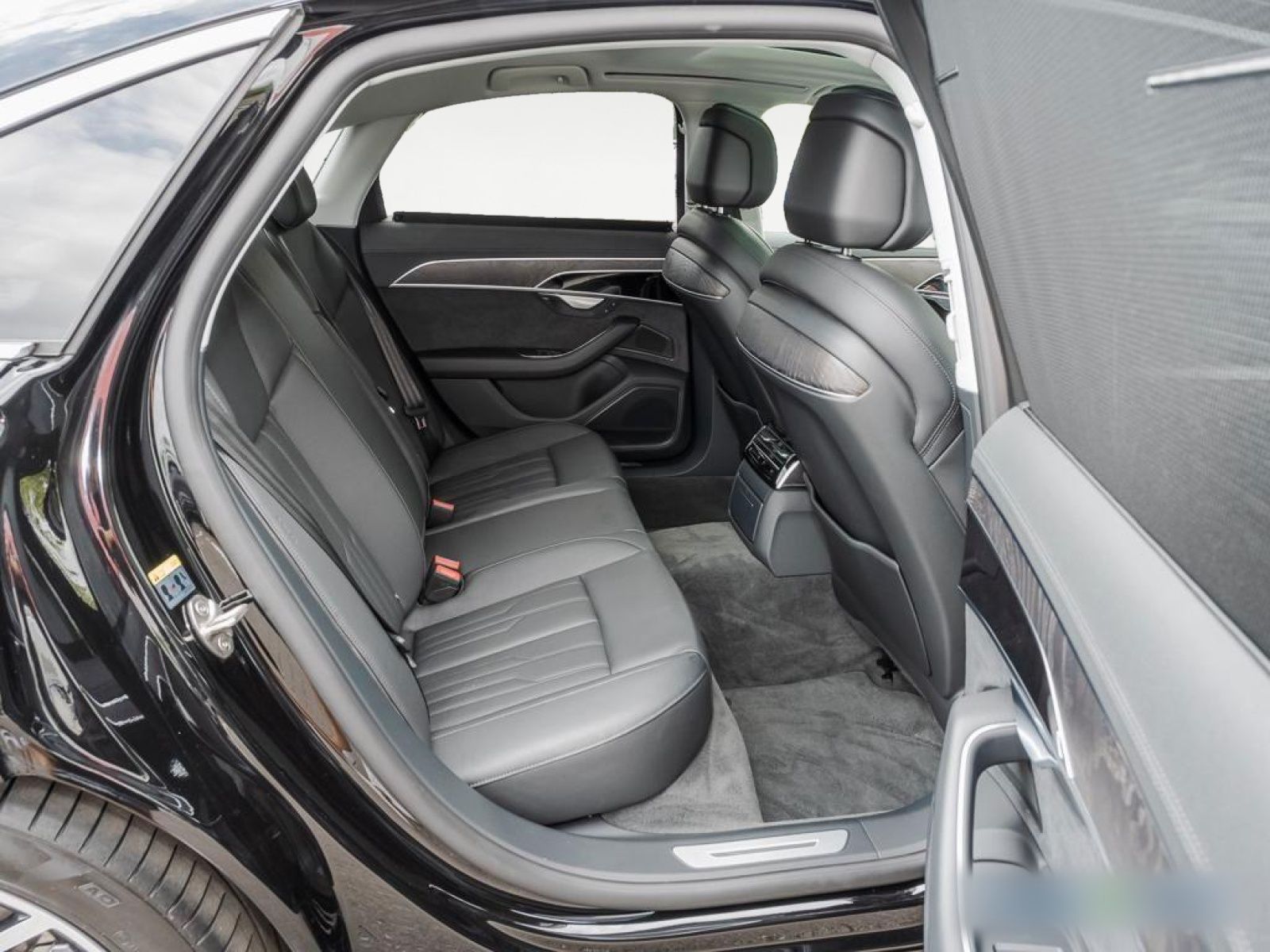 Audi A8 50 TDI - Samsaru's Car Outlet