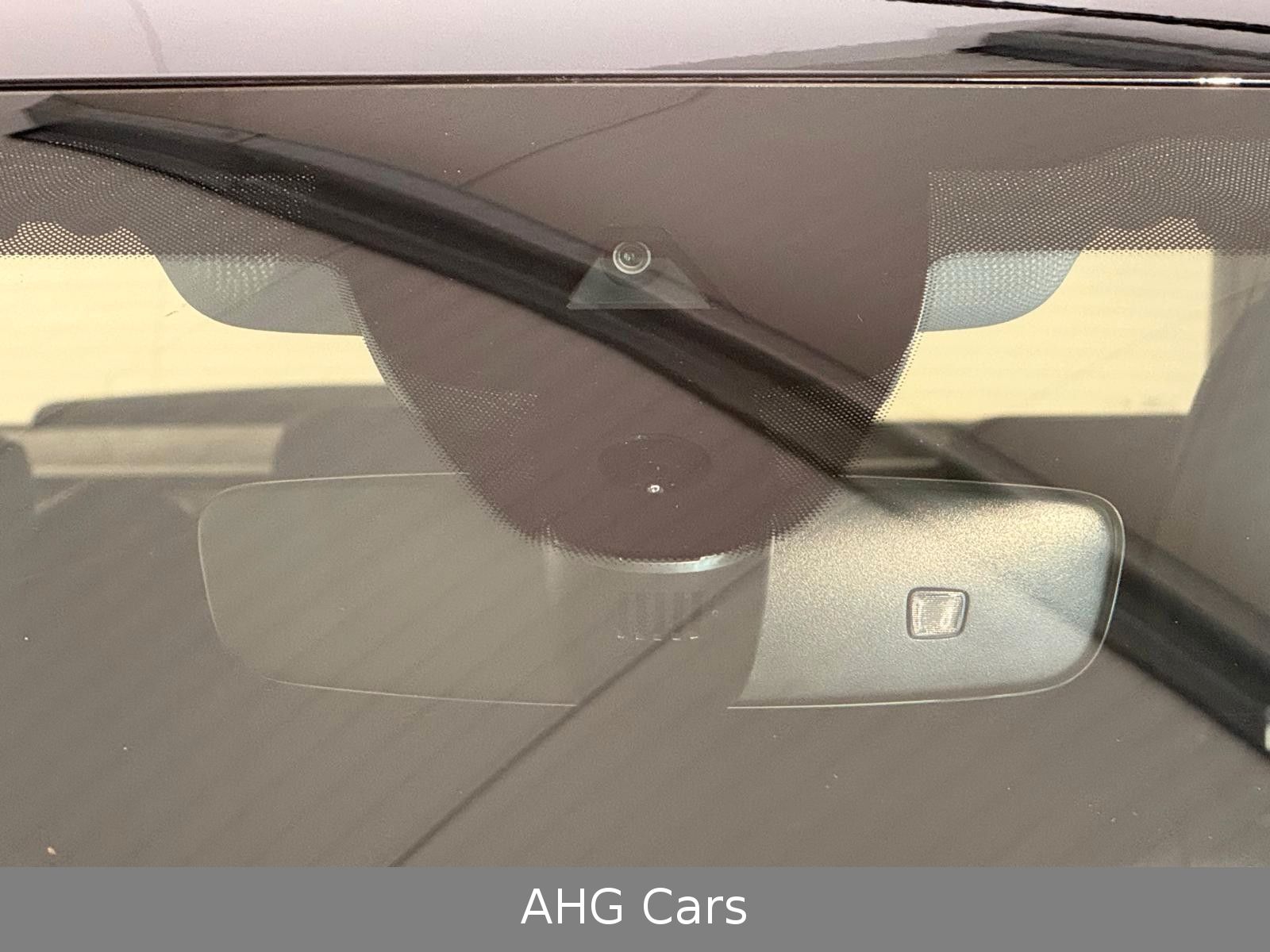 Audi A4 40 Avant S line quattro 2.0 TFSI - Samsaru's Car Outlet