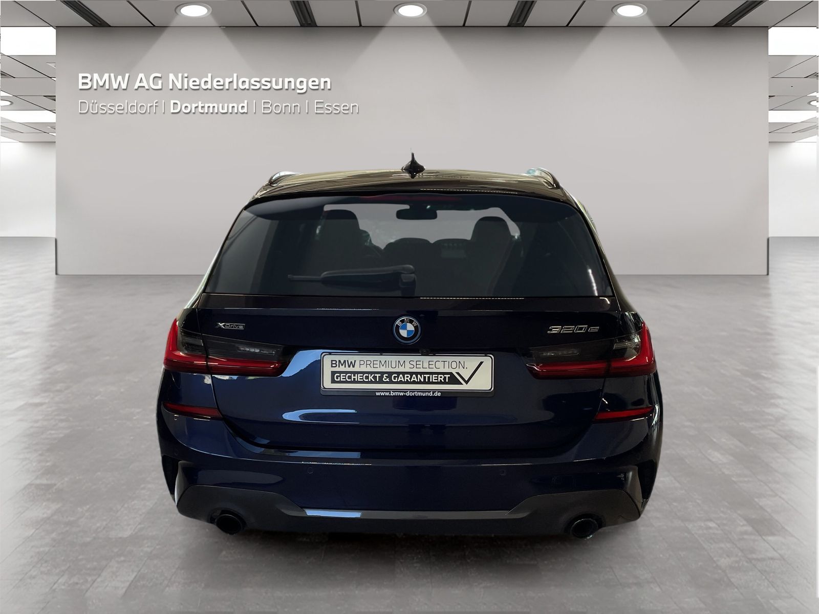 BMW 320e xDrive Touring M Sport - Samsaru's Car Outlet