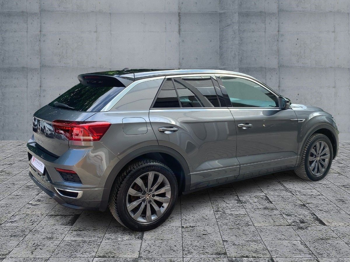 Volkswagen T-Roc 1.5 TSI R-LINE - Samsaru's Car Outlet