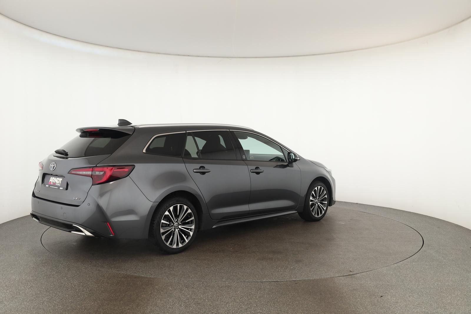 Toyota Corolla Touring Sports 2.0 CVT Team D Navi Kam