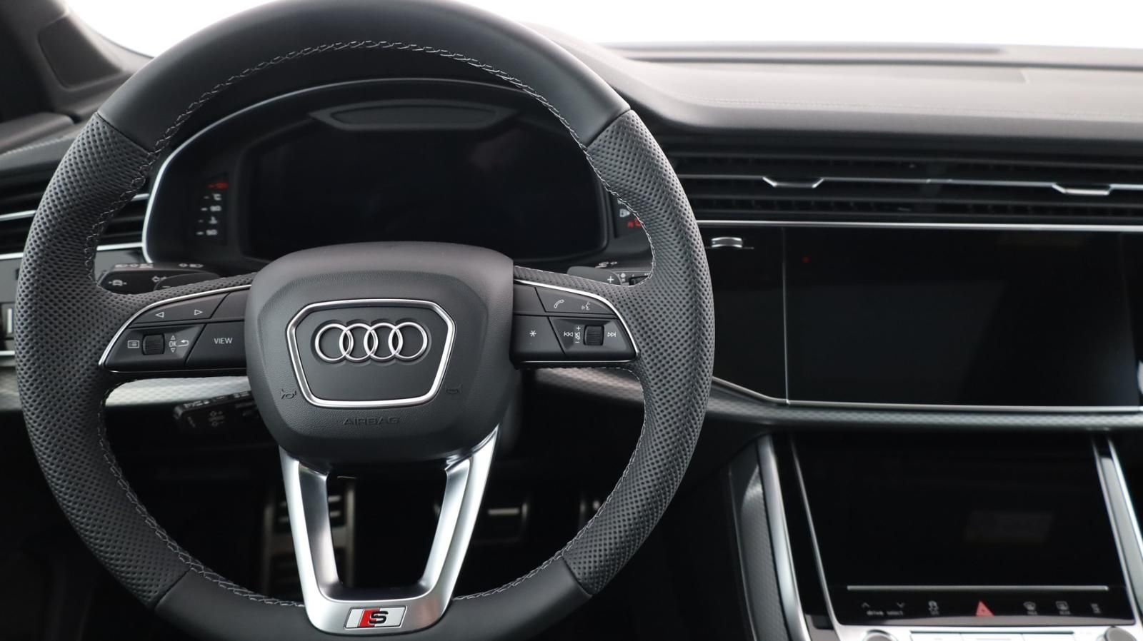 Audi Q7 50 TDI quattro S line
