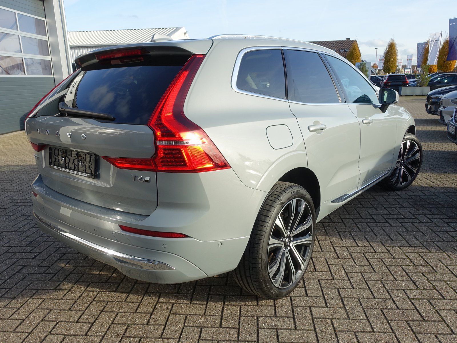 Volvo XC60 Plus T6 AWD Plug-in Hybrid/Four-C/AHK