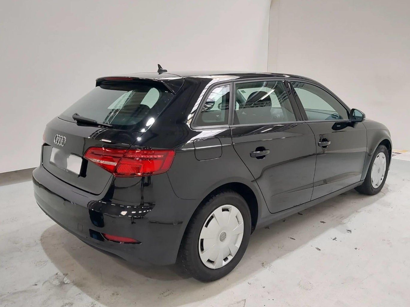 Audi A3 Sportback 35 TDI - Samsaru's Car Outlet