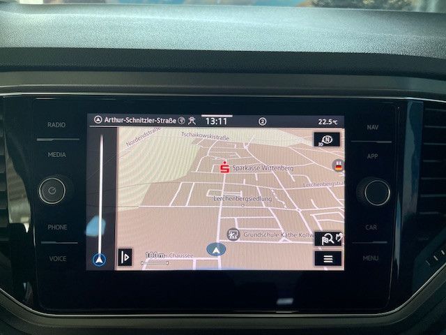Volkswagen T-ROC Style - Samsaru's Car Outlet