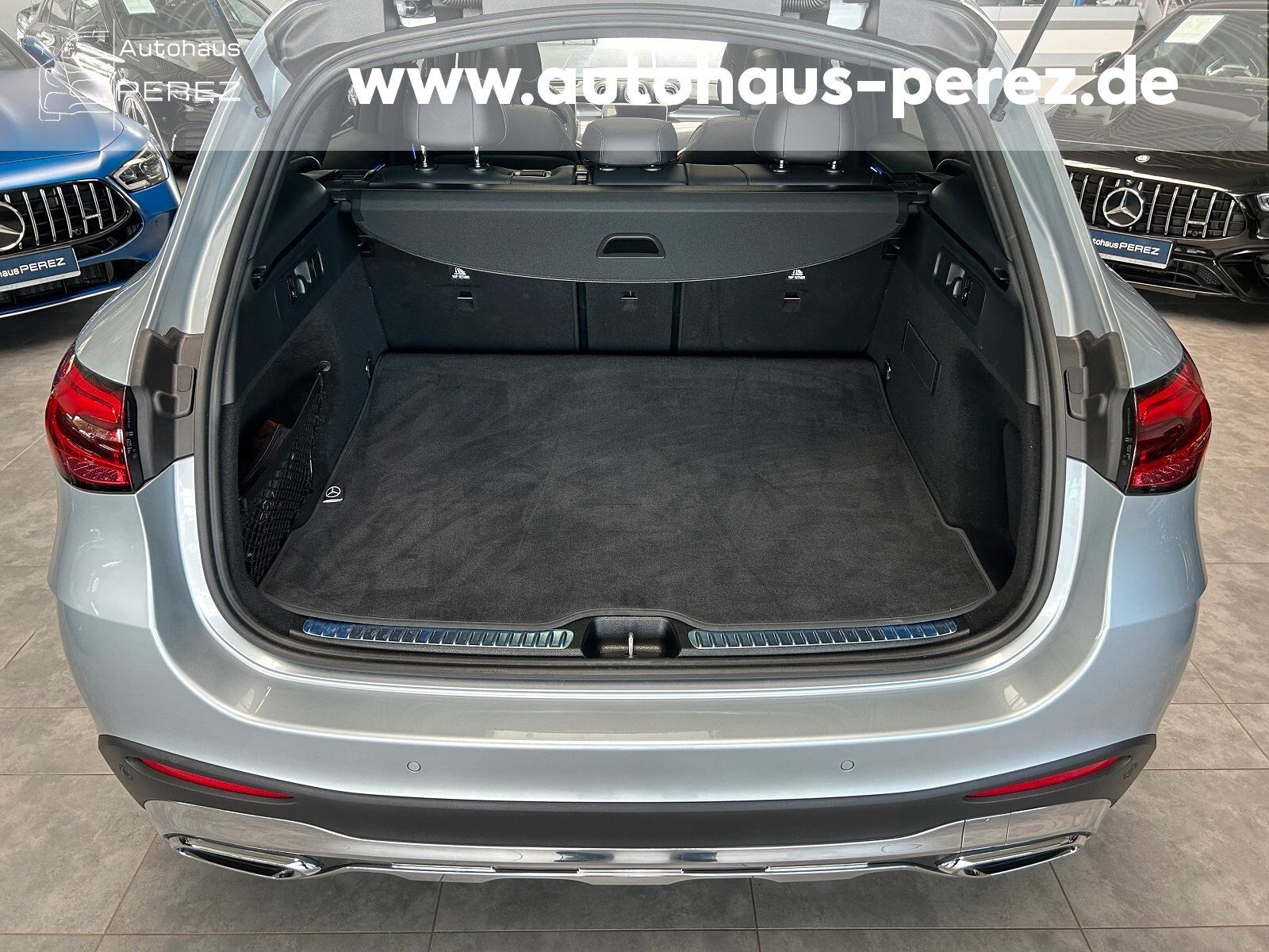 Mercedes-Benz GLC 300 4M AMG PREMIUM+ DISTR-PANO-BURMESTER-360