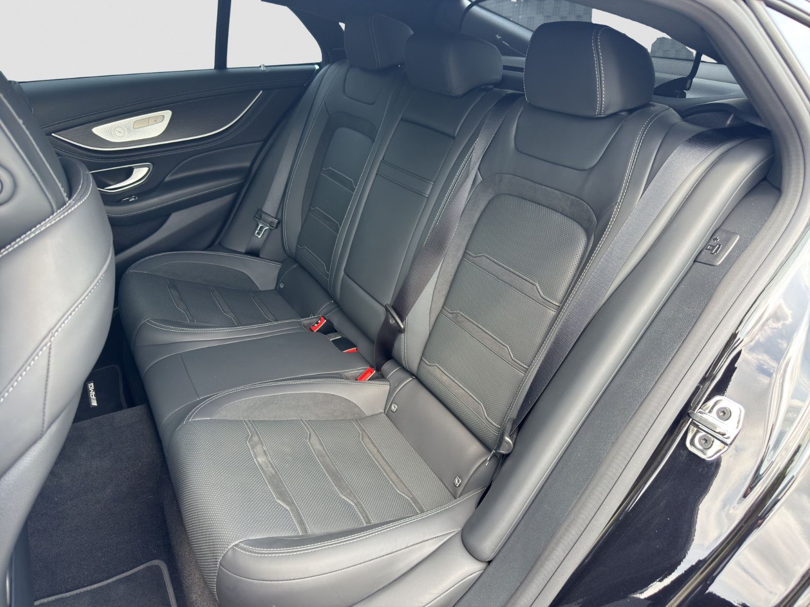 Mercedes-Benz AMG GT 63 4M+ - Samsaru's Car Outlet