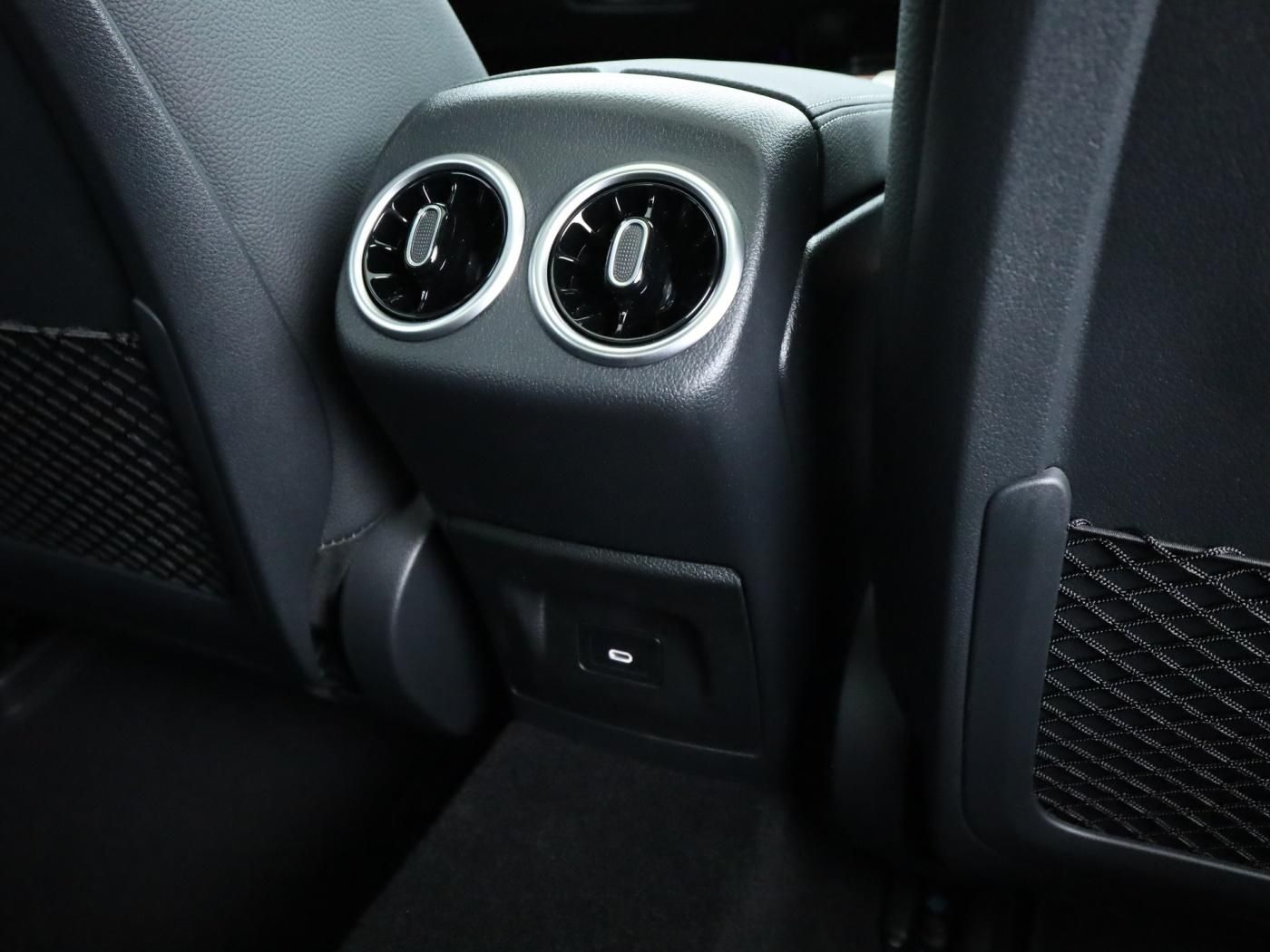 Mercedes-Benz CLA 220 4M Coupé - Samsaru's Car Outlet