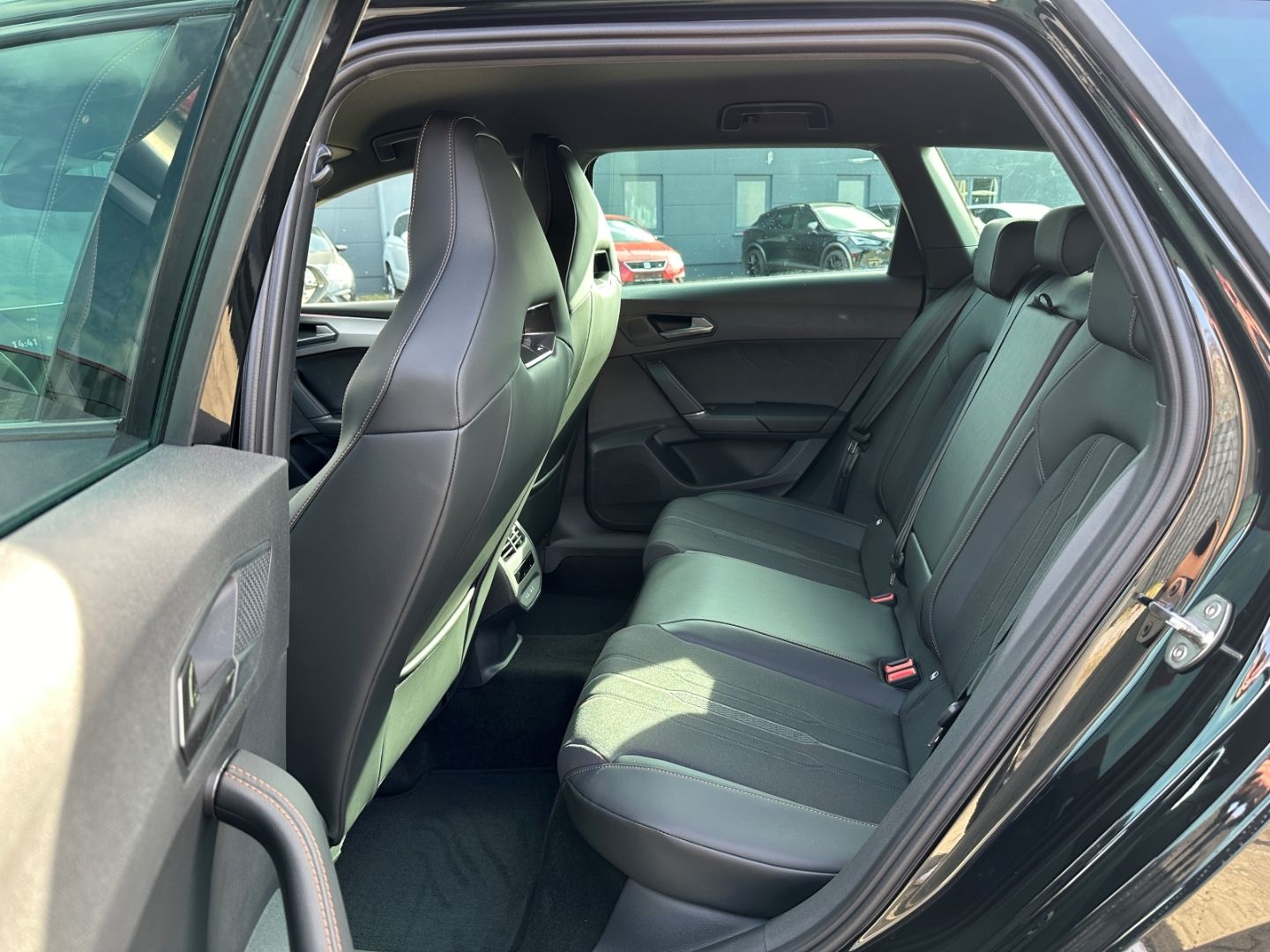 Cupra Leon Sportstourer VZ 2.0 TSI - Samsaru's Car Outlet