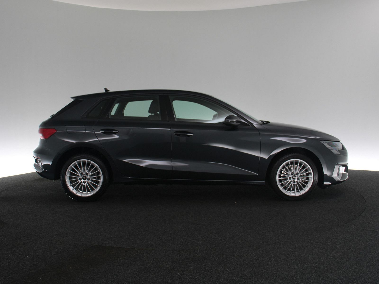 Audi A3 Sportback 40 TFSI e advanced NAVI SHZ PDC