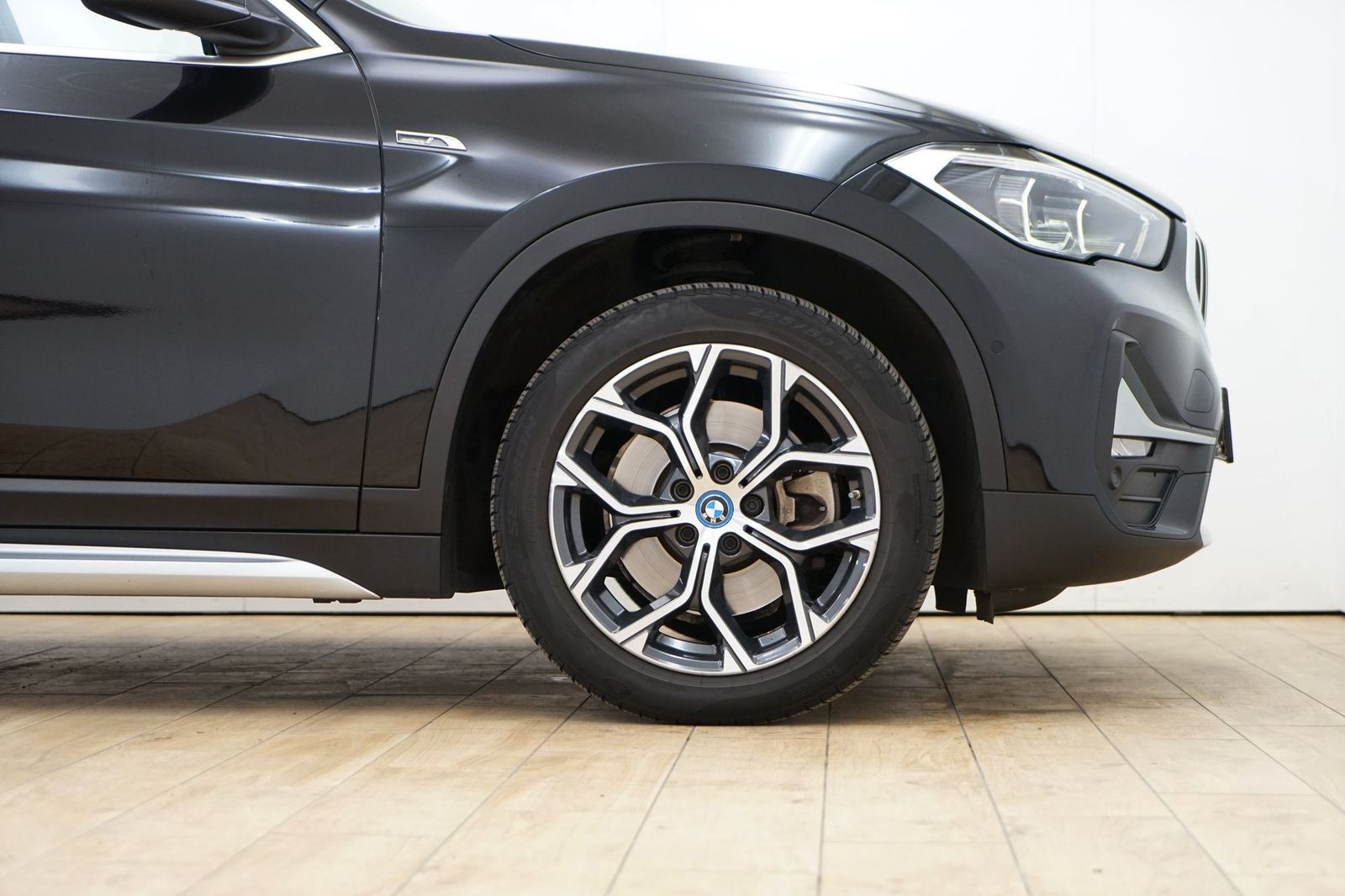 BMW X1 xDrive25e xLine - Samsaru's Car Outlet