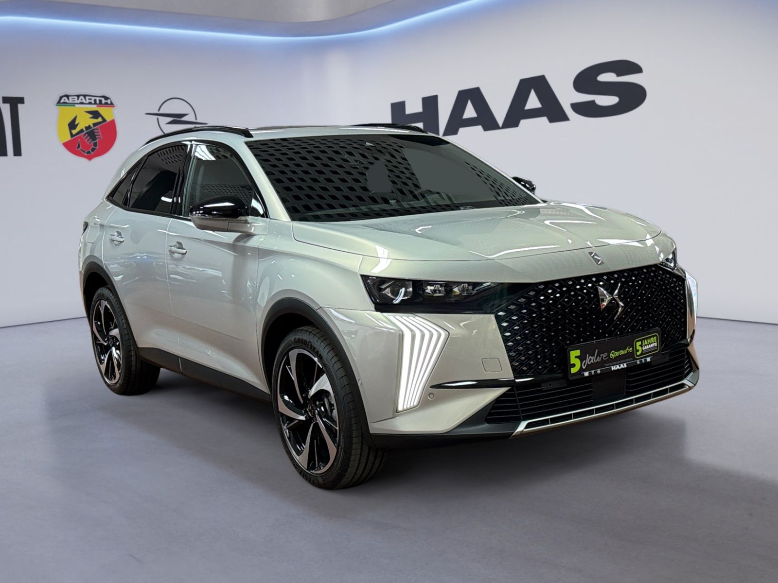 DS Automobiles DS7 1.5 BlueHDi 130 Rivoli Top Ausstattung