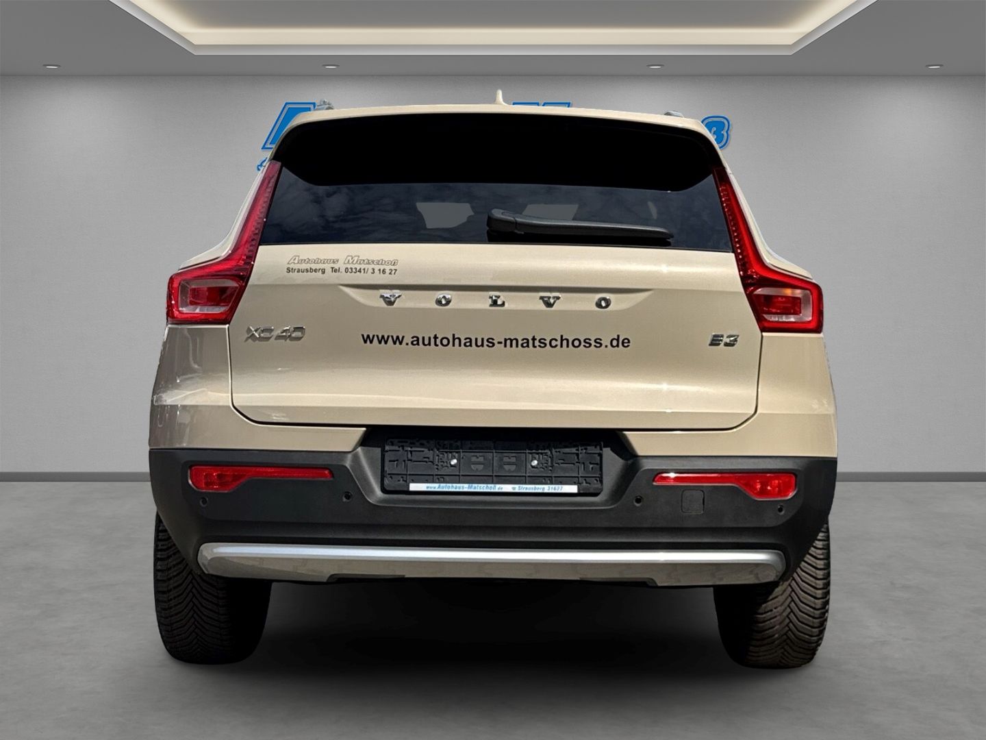 Volvo XC40 Core B3 - Samsaru's Car Outlet