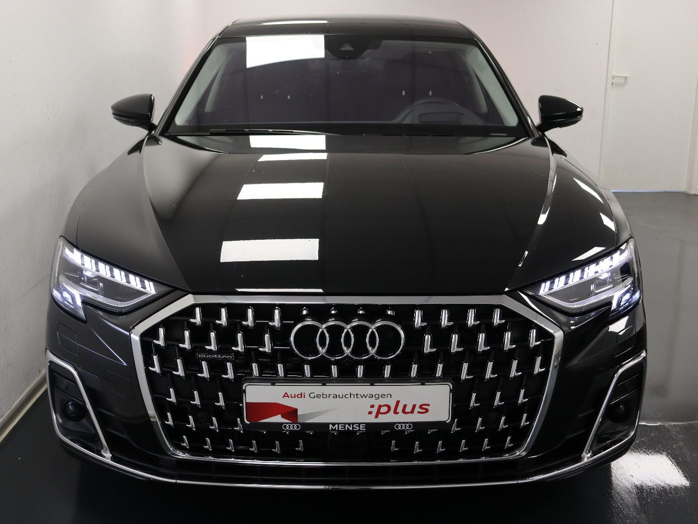 Audi A8 lang 60 TFSI e quattro - Samsaru's Car Outlet