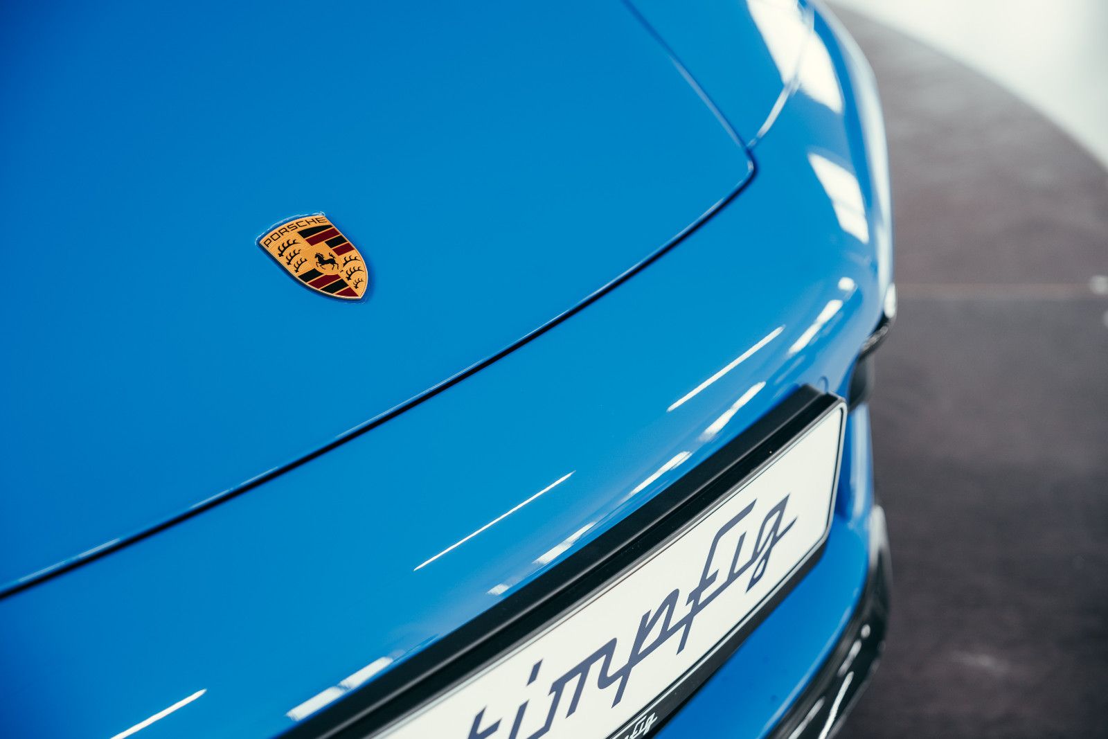 Porsche 992 Carrera 4 GTS Cabriolet, Sharkblue, MwSt awb