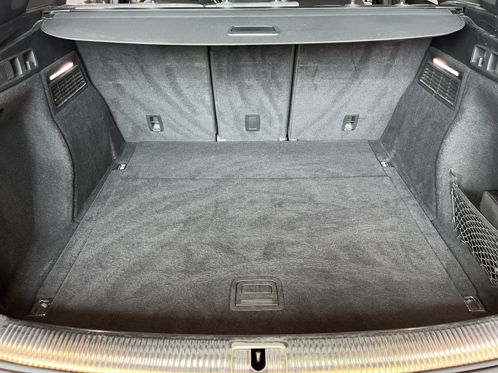 Audi Q5 Advanced 40 TDI qu. S tronic - Samsaru's Car Outlet