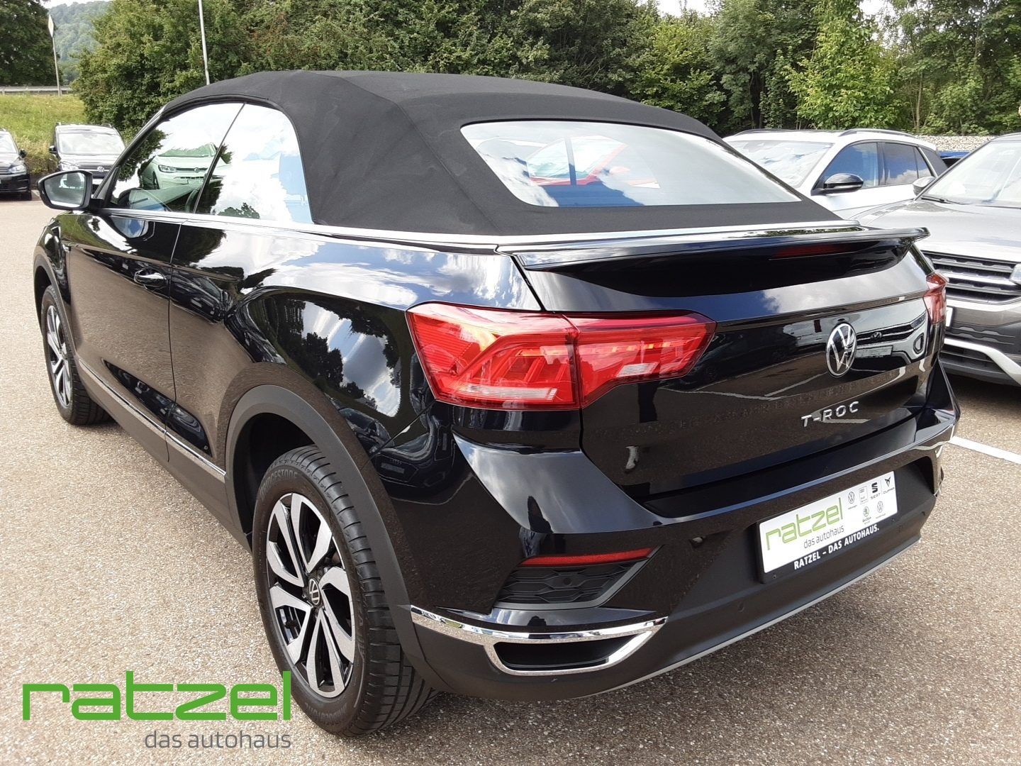 Volkswagen T-Roc 1.5 TSI DSG Active+ - Samsaru's Car Outlet