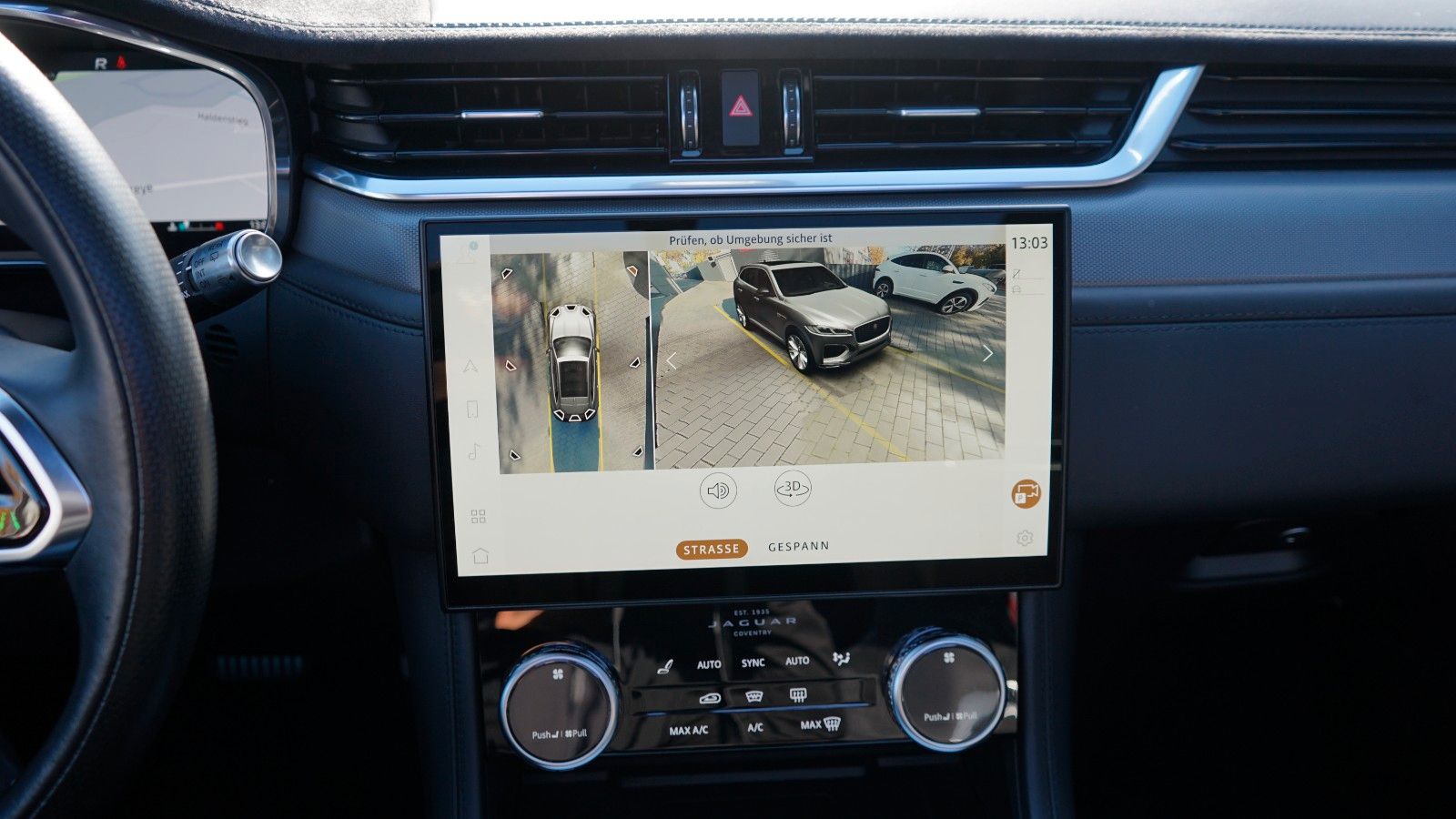 Jaguar F-PACE P550 SVR AWD*PANO*HUD*22"ALU*ACC*