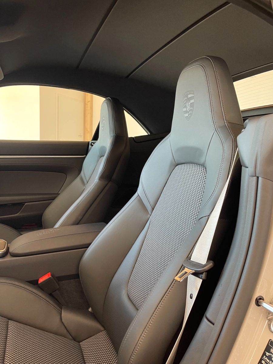 Porsche 992.2 911 Turbo S Cabriolet - Samsaru's Car Outlet