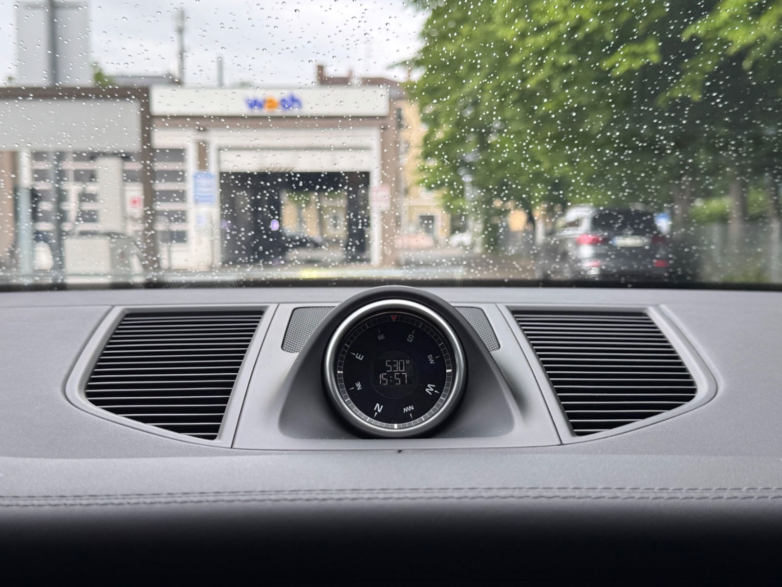 Porsche Macan S - Samsaru's Car Outlet