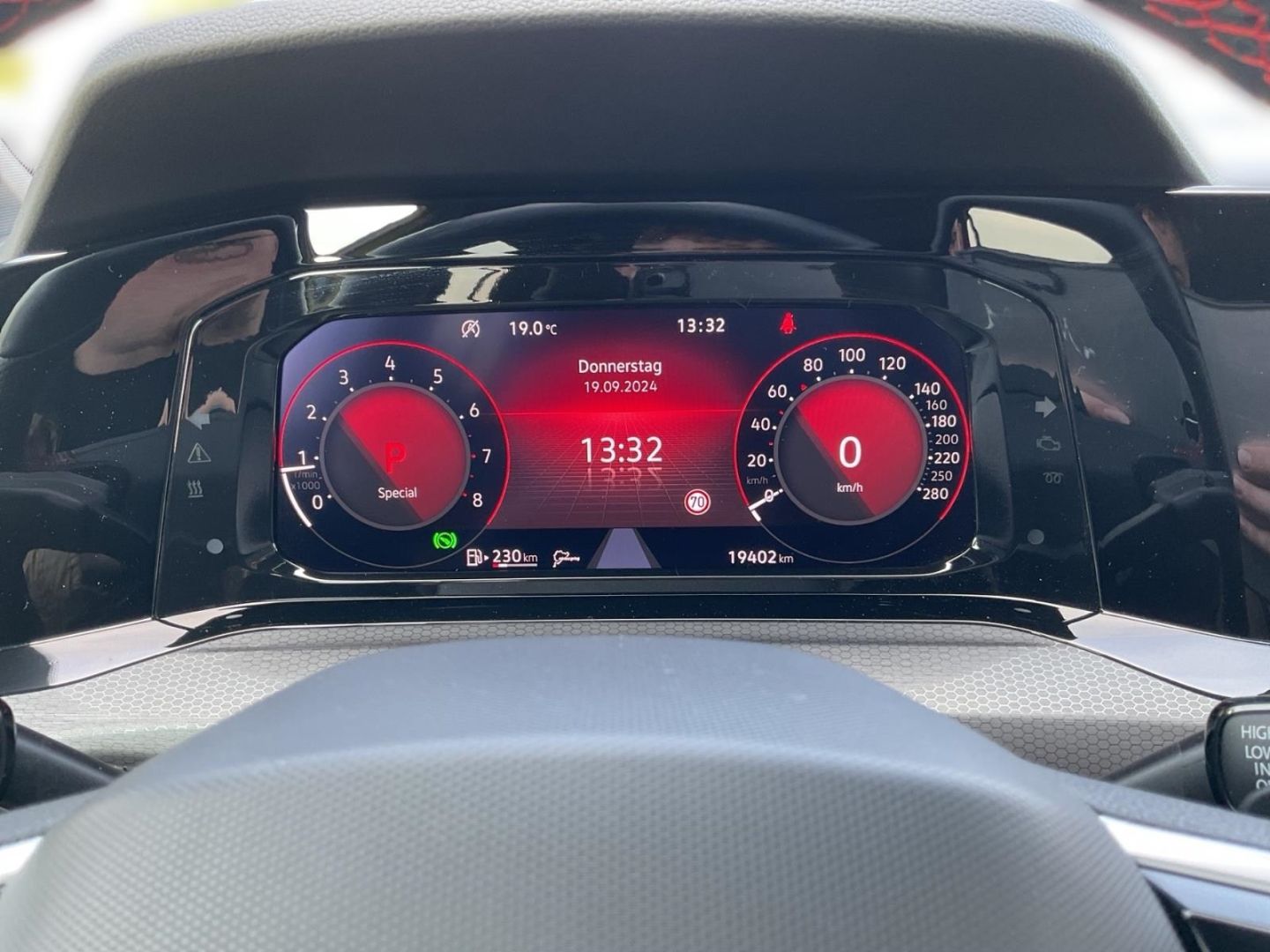 Volkswagen Golf 8 VIII Clubsport 2.0 TSI - Samsaru's Car Outlet
