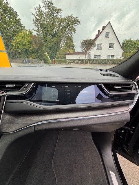 Jeep Grand Cherokee Overland Plug-In-Hybrid 4xe