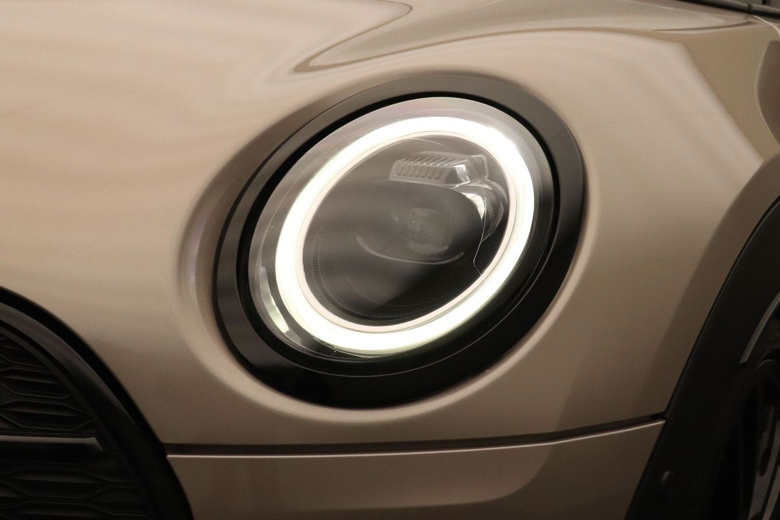 MINI John Cooper Works Clubman Mini 2.0 JCW ALL4 - Samsaru's Car Outlet