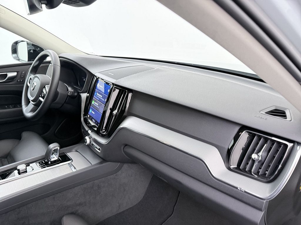 Volvo XC60 B5 AWD Plus Dark *Ganzjahres*ACC*BLIS*Voll-